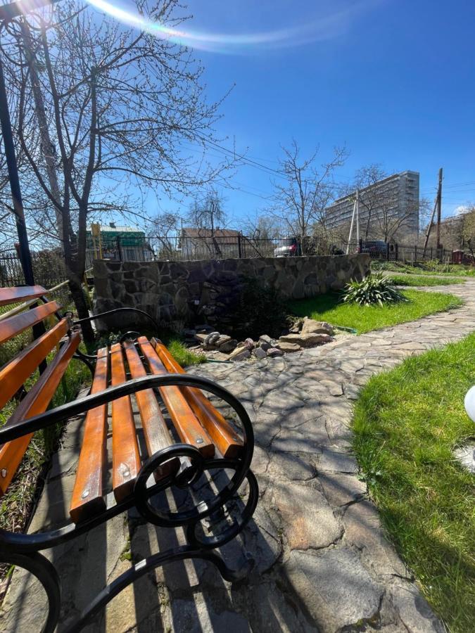 У Михайла Bed & Breakfast Truskavets Dış mekan fotoğraf
