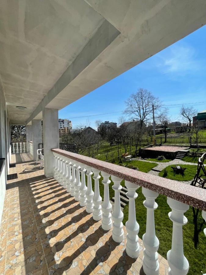 У Михайла Bed & Breakfast Truskavets Dış mekan fotoğraf